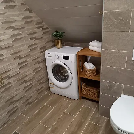 Luksuslik Kuelaliskorter 2 Oeoed 140eur *